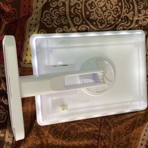 Beauty creations mirror